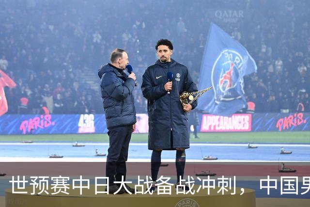 世预赛中日大战备战冲刺，中国男篮官宣21人大名单，队长再次换人